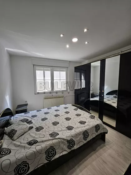 Bulevar 12. februar | 4zida.rs