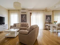 FON, Voždovac opština, Beograd | 4zida.rs