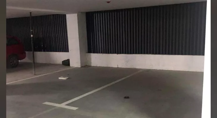 Parking | 4zida
