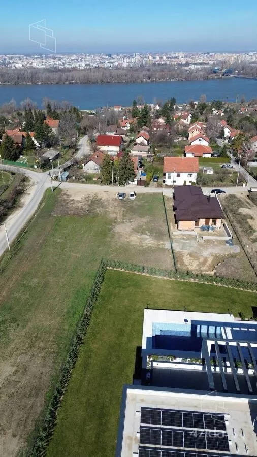 Građevinsko zemljište | 4zida