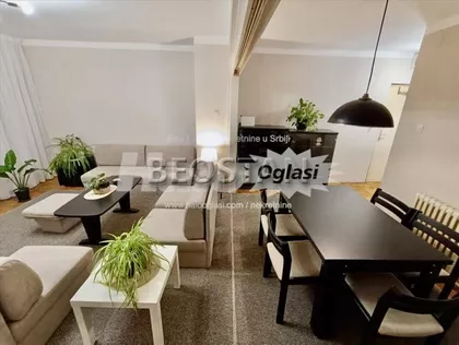 Prvomajska | 4zida.rs