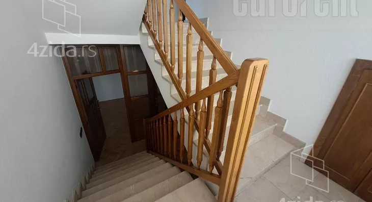 4-etažna kuća | 4zida