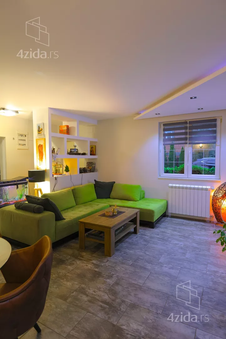 4-etažna kuća | 4zida