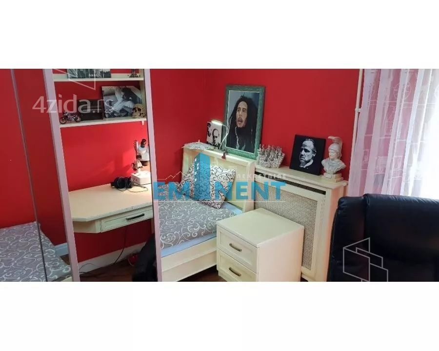 Petosoban stan | 4zida