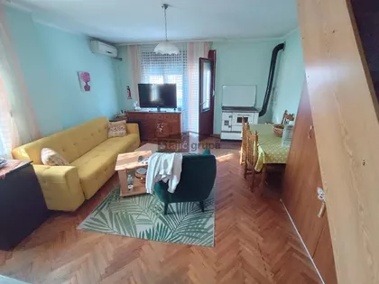 Šeste Ličke | 4zida.rs