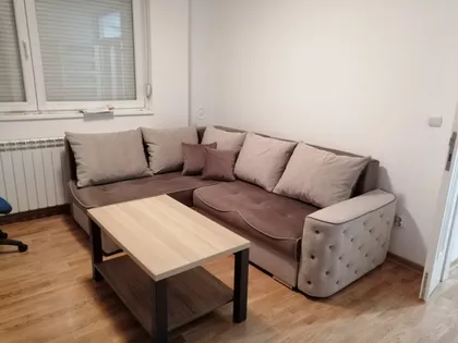 Dr Velizara Kosanovića 6 | 4zida.rs