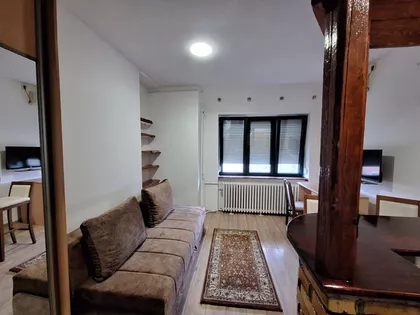 Petra Drapšina | 4zida.rs