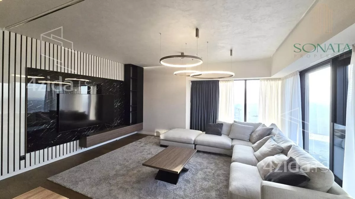 Petosoban stan | 4zida