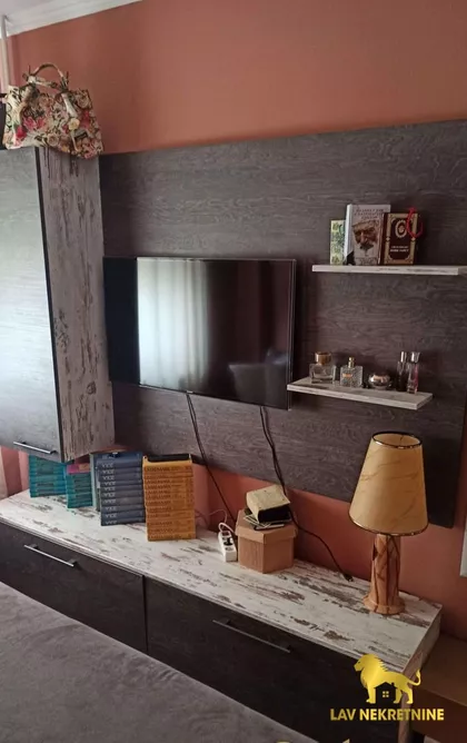 RADOMIRA RAŠE RADUJKOVA | 4zida.rs