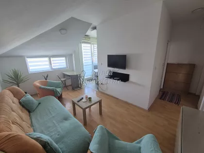Vašarište | 4zida.rs