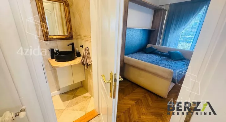 Četvoroiposoban stan | 4zida