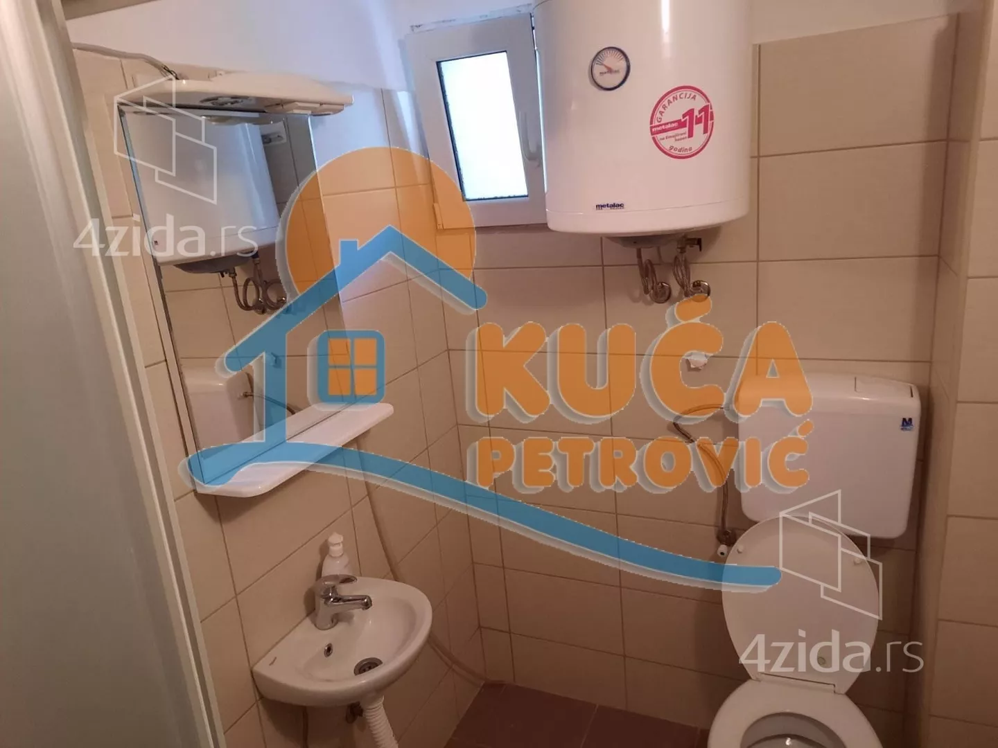 Lokal | 4zida