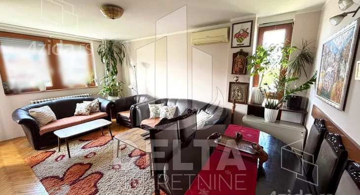 Troiposoban stan | 4zida