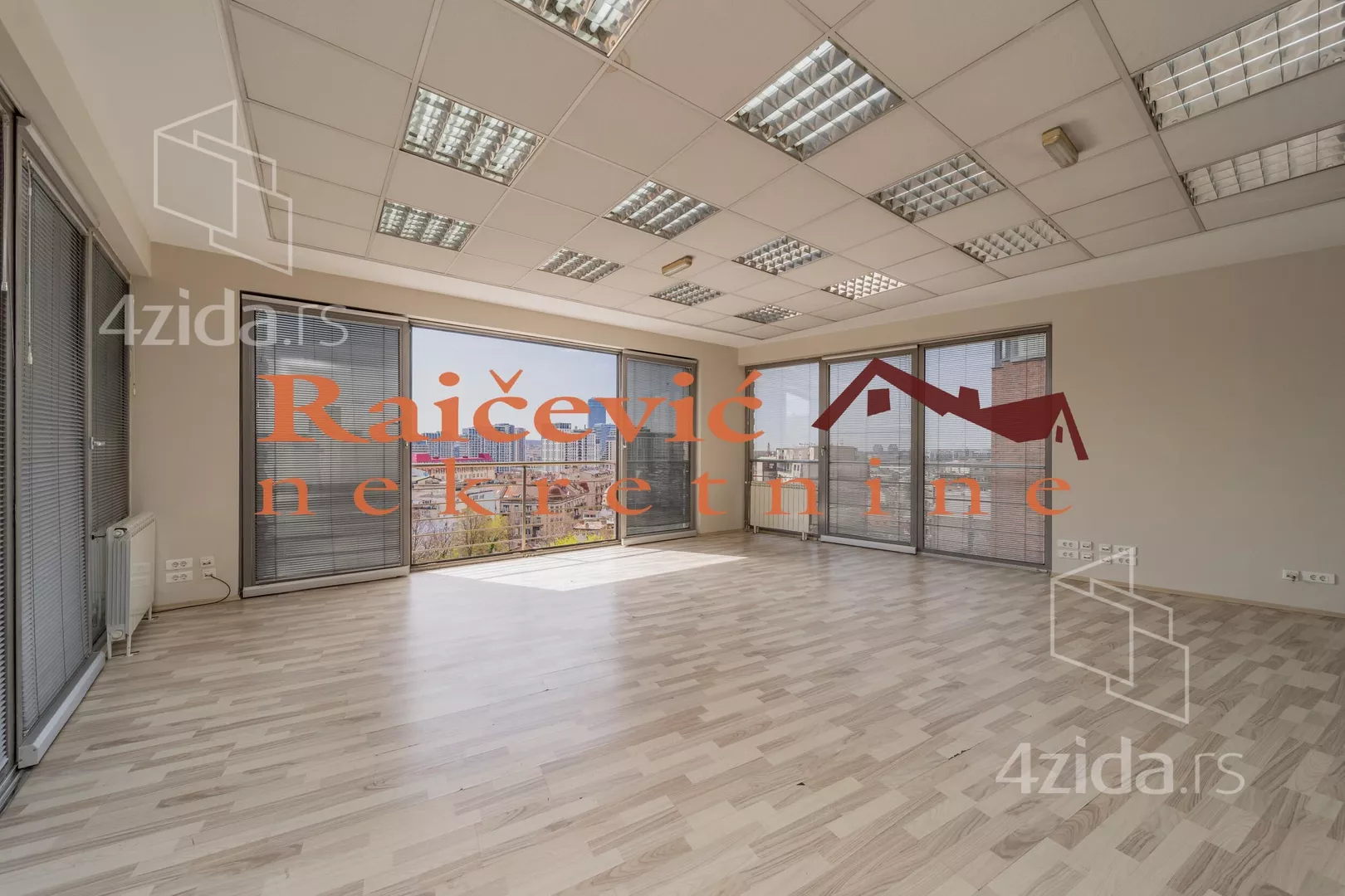 Poslovni prostor | 4zida