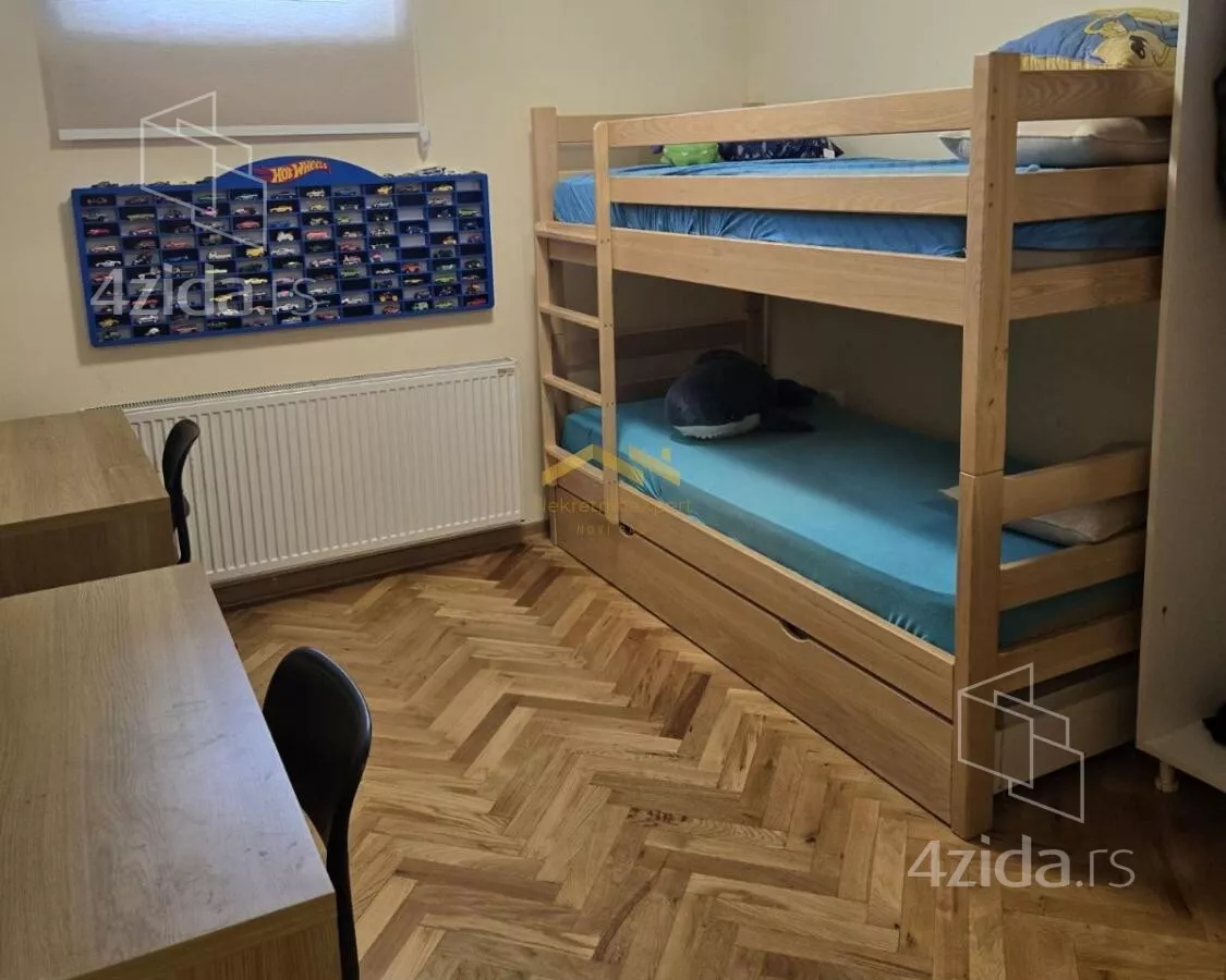 Troiposoban stan | 4zida