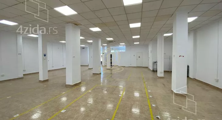 Poslovni prostor | 4zida