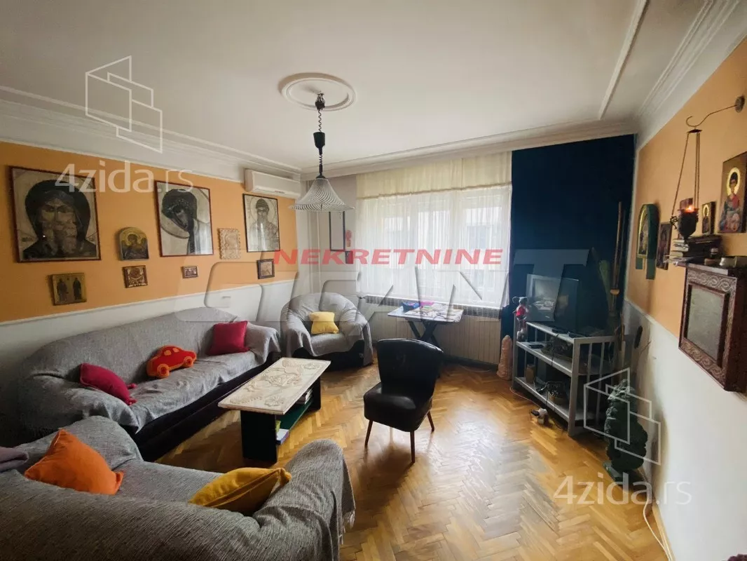 3-etažna kuća | 4zida