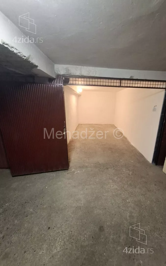 Garaža/Parking | 4zida