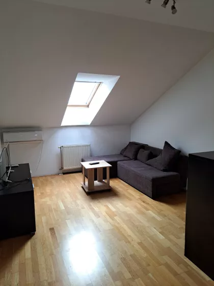 Braće Ribnikar | 4zida.rs