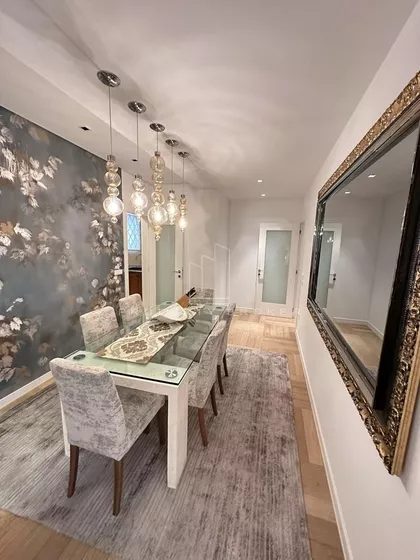 Trešnjinog cveta | 4zida.rs