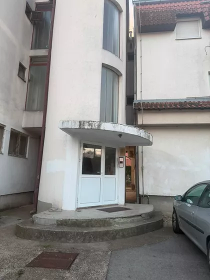 Mladenovac (mesto) | 4zida.rs