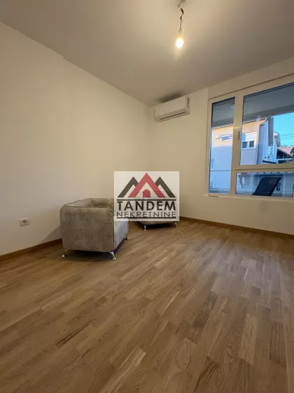 Pantelej | 4zida.rs