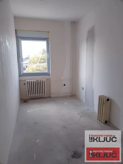 Sremska Kamenica | 4zida.rs