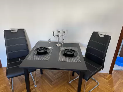 Petra Drapšina | 4zida.rs