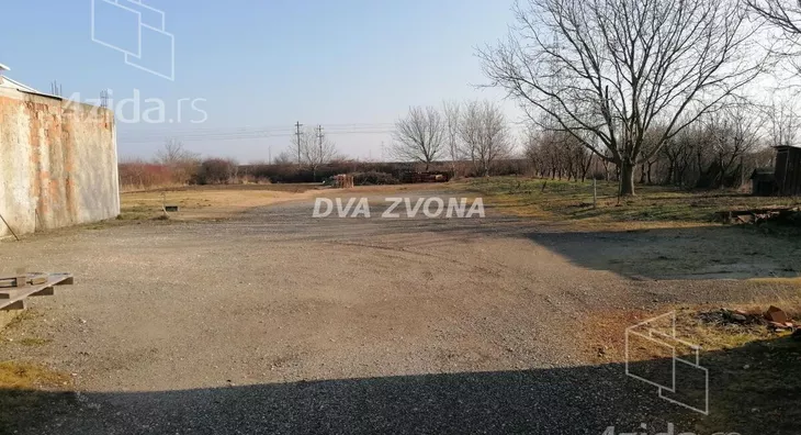 Poslovna zgrada | 4zida