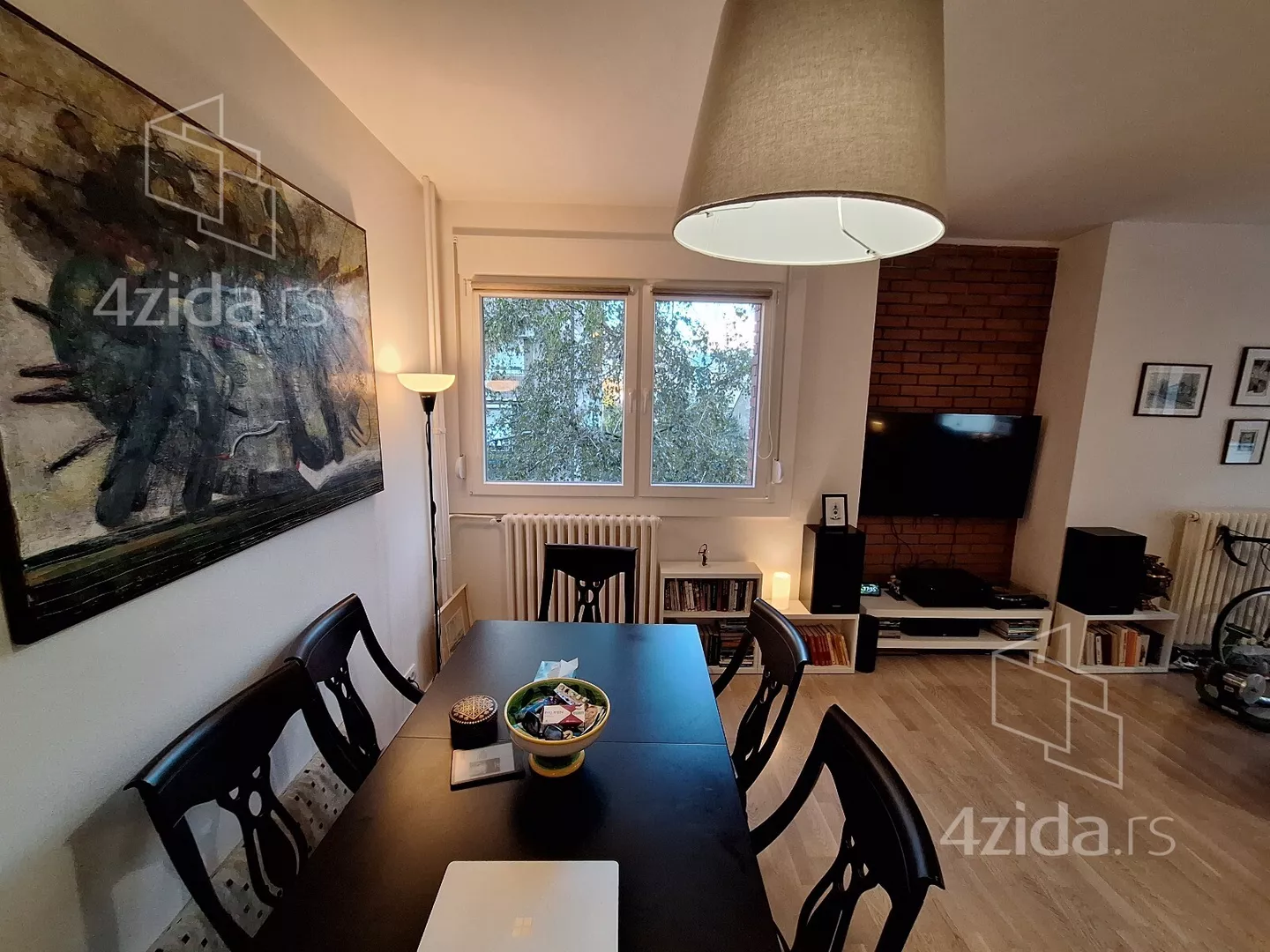 Troiposoban stan | 4zida