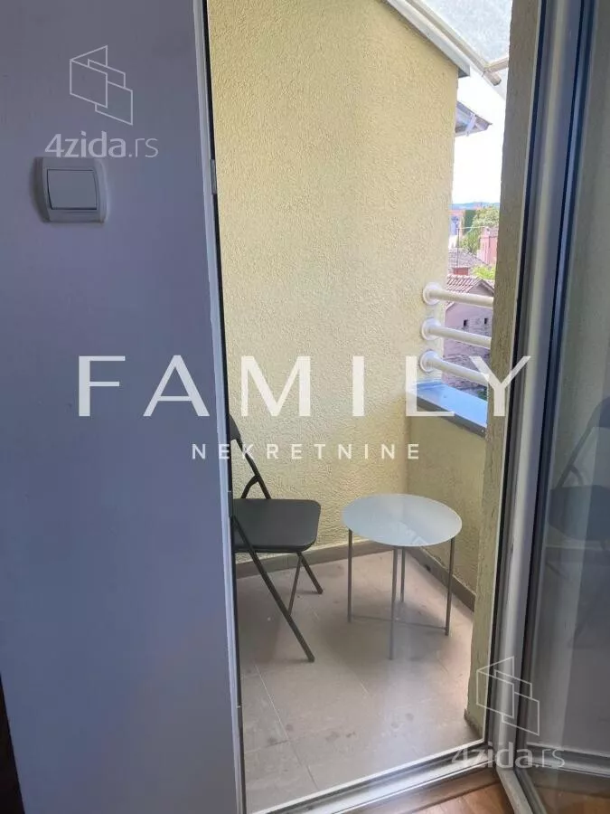 Garsonjera | 4zida