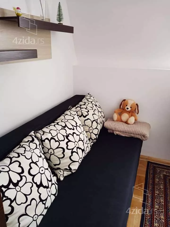 Garsonjera | 4zida