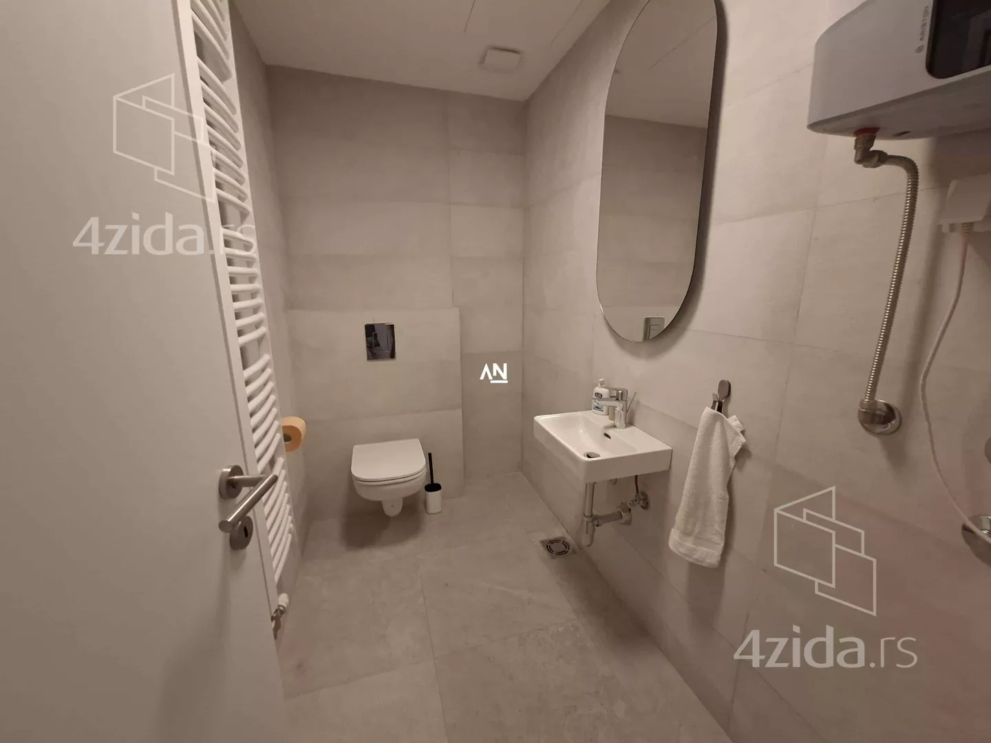 Kancelarija | 4zida
