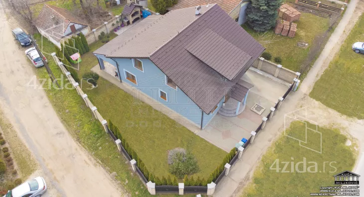 2-etažna kuća | 4zida