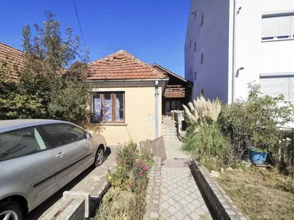 Vašarište | 4zida.rs