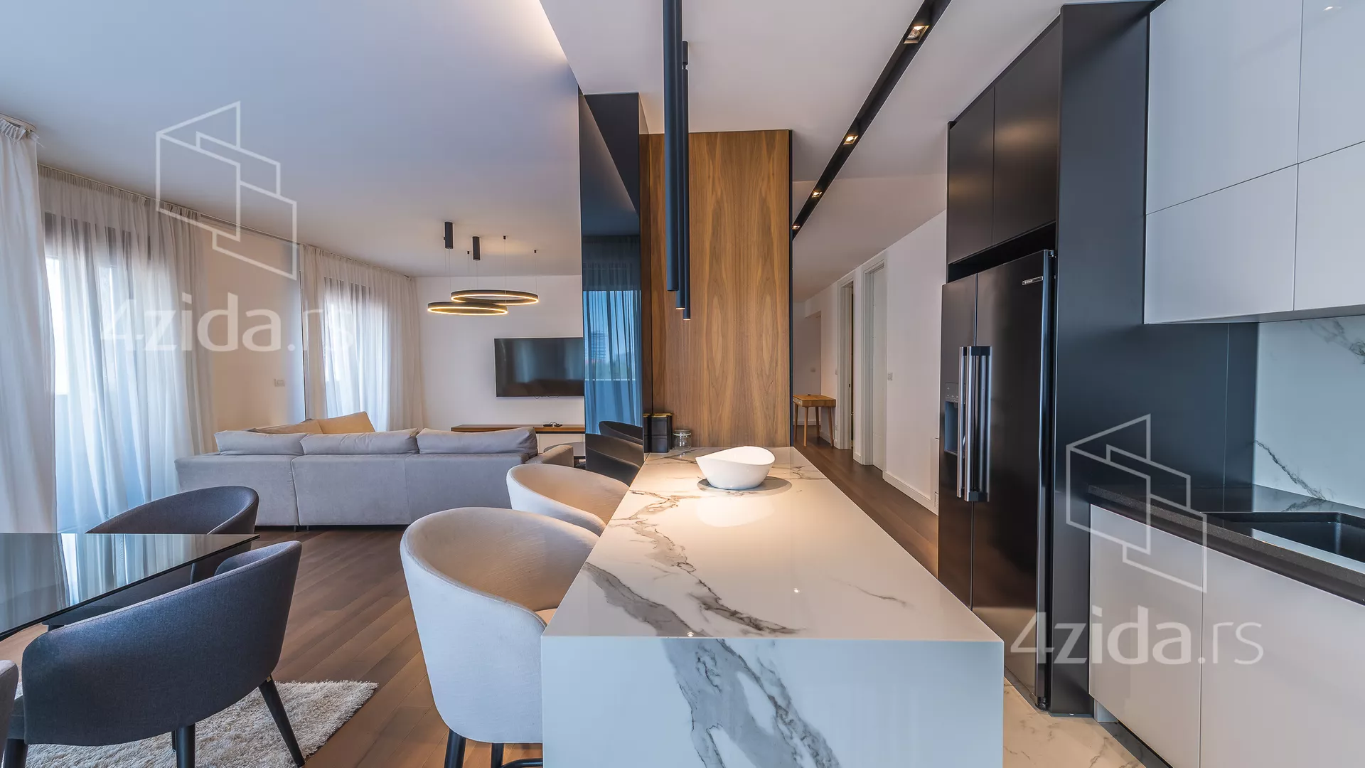 Četvorosoban stan | 4zida