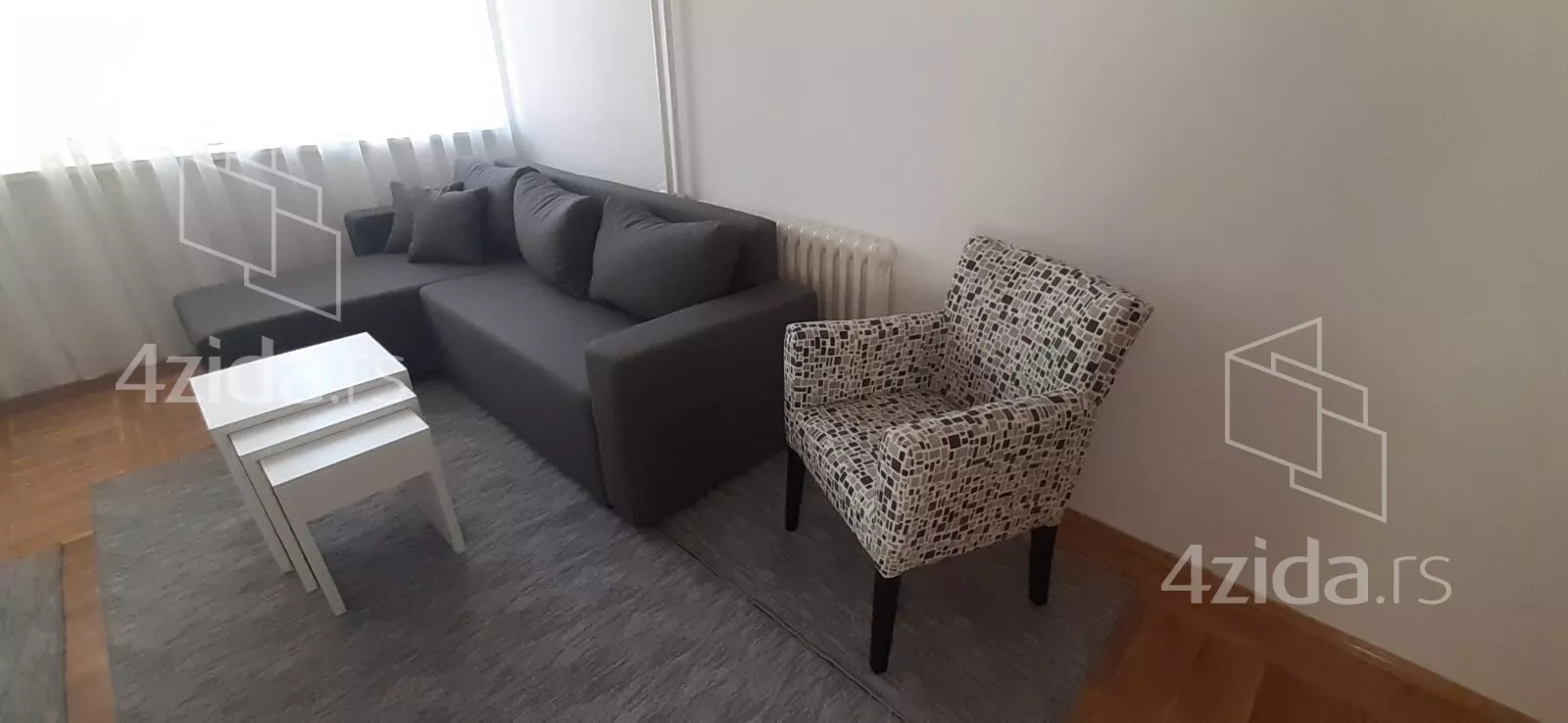 Jednoiposoban stan | 4zida