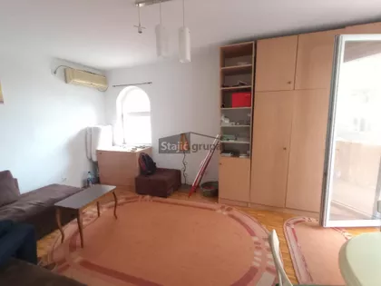 Učiteljsko Naselje | 4zida.rs