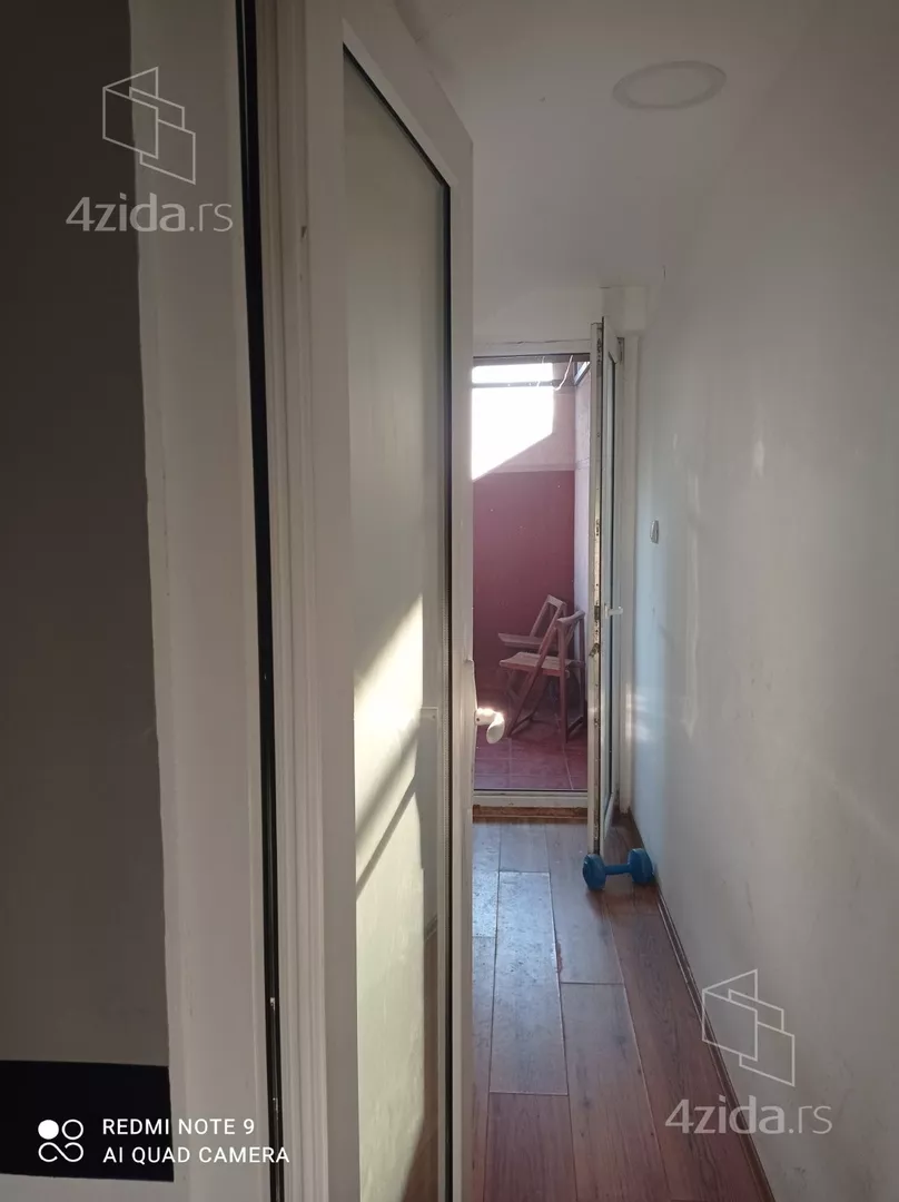Petoiposoban stan | 4zida