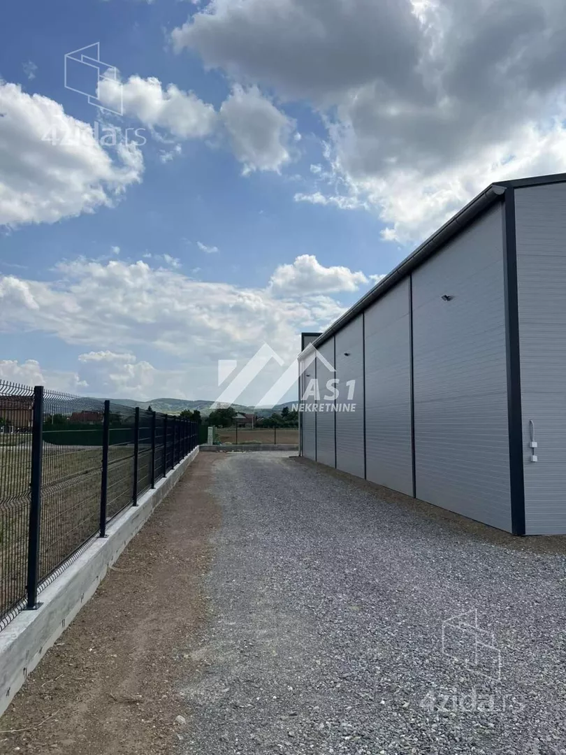 Hala | 4zida