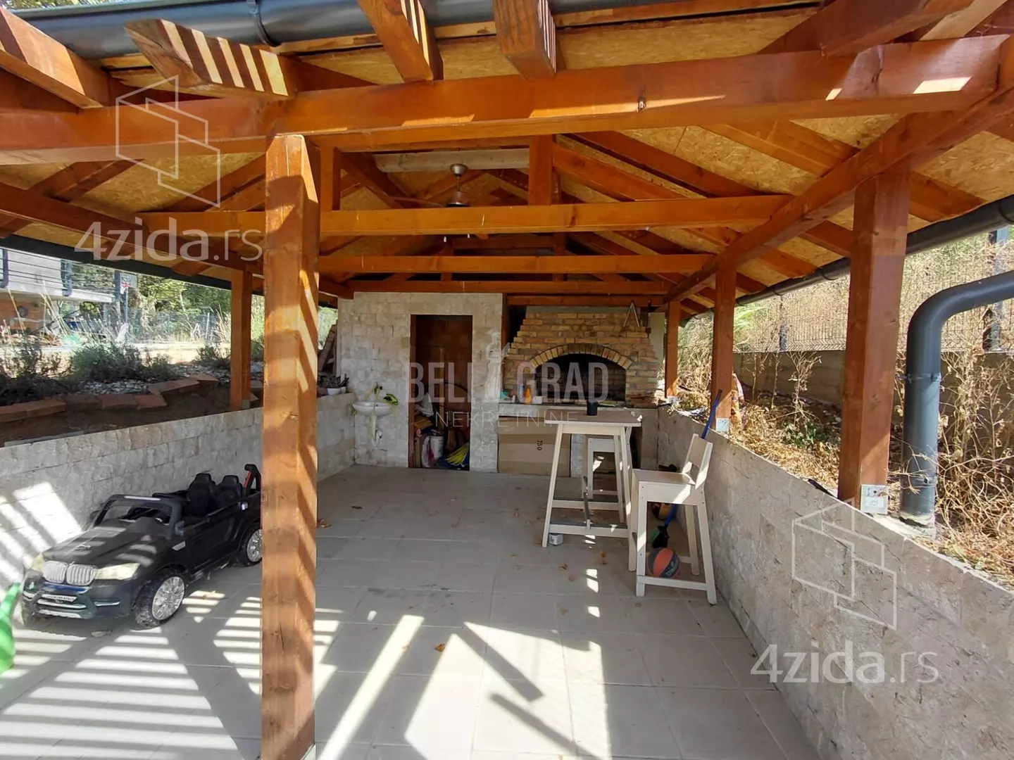 Kuća | 4zida