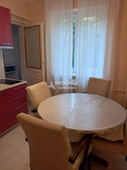 Skender Begova | 4zida.rs