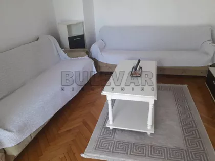 Trg 14. oktobra | 4zida.rs