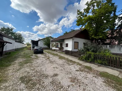 Aranj Janoša | 4zida.rs