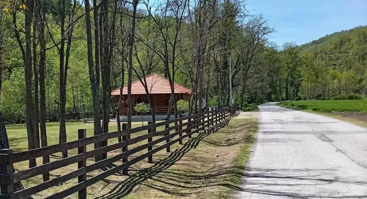 Poljoprivredno zemljište | 4zida