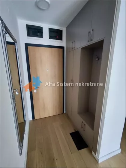 Tošin Bunar | 4zida.rs