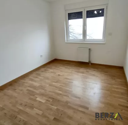 Sremska Kamenica | 4zida.rs