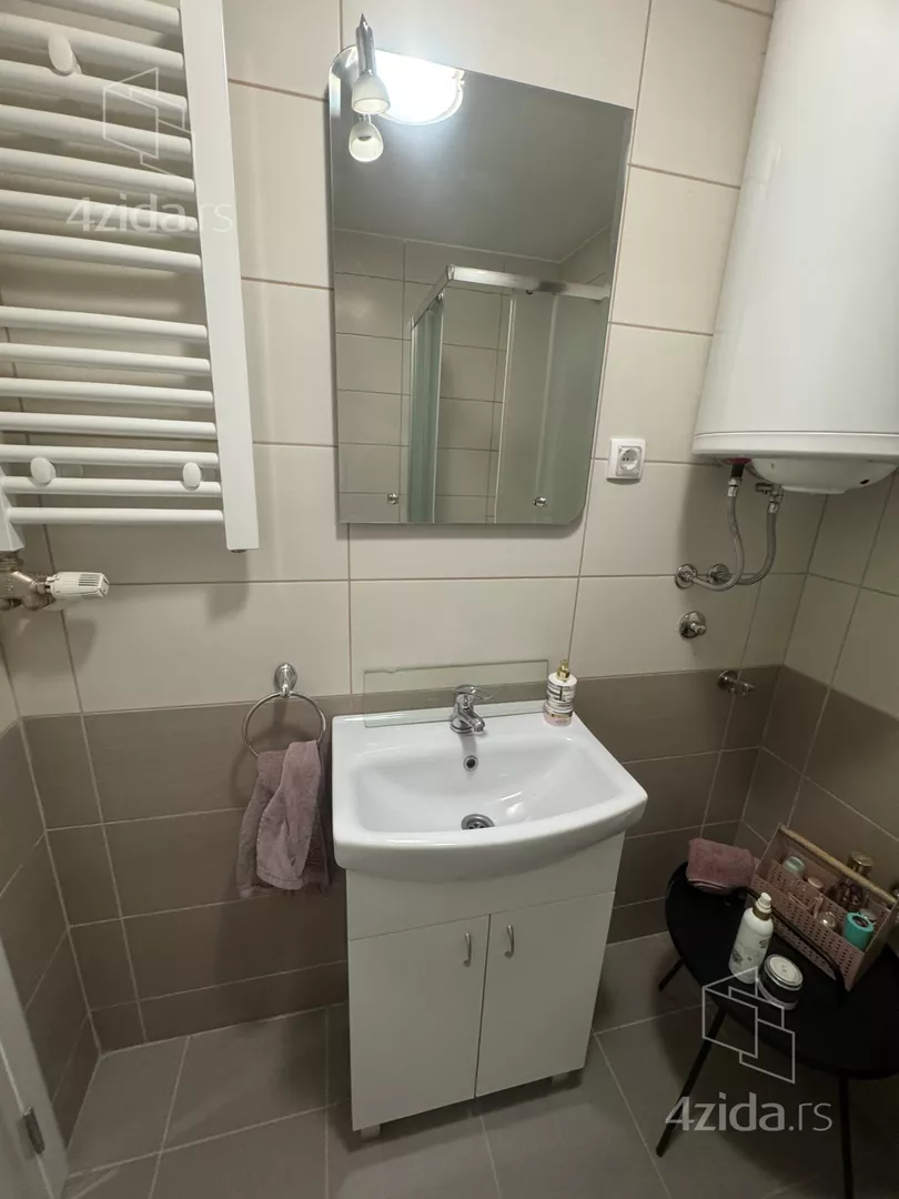 Garsonjera | 4zida