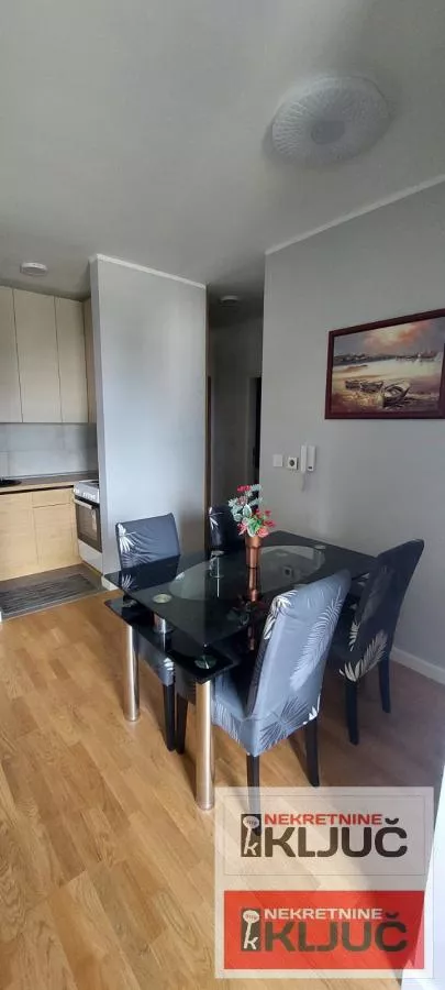 Novo Naselje | 4zida.rs