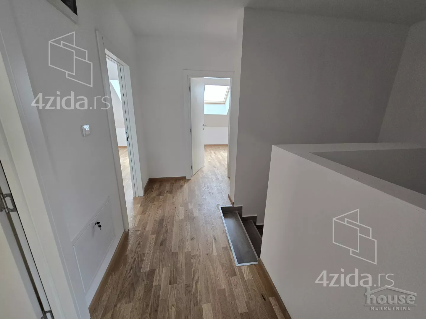 Šestosoban stan | 4zida